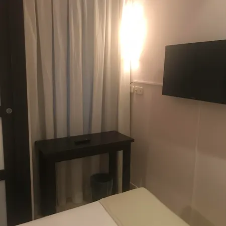 Ramblas Internacional Szálloda 3*